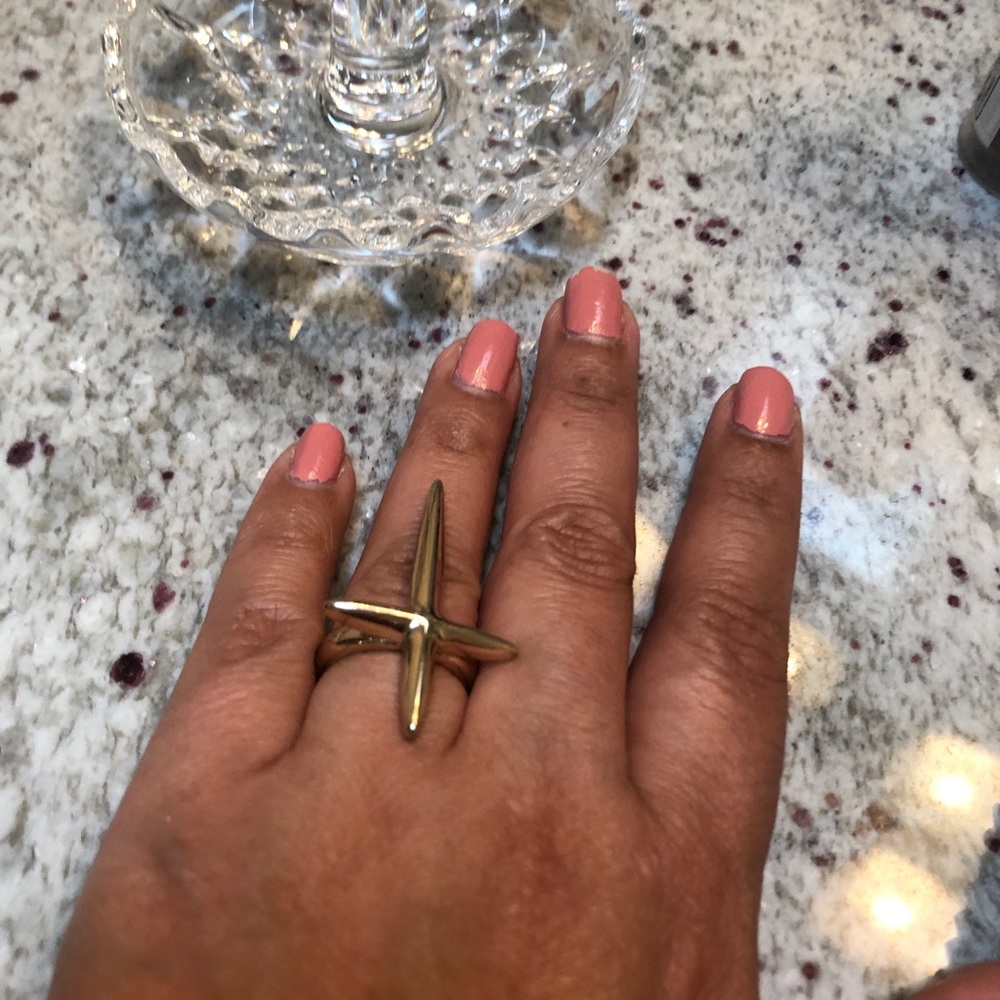 Ring - Picture 7 of 7